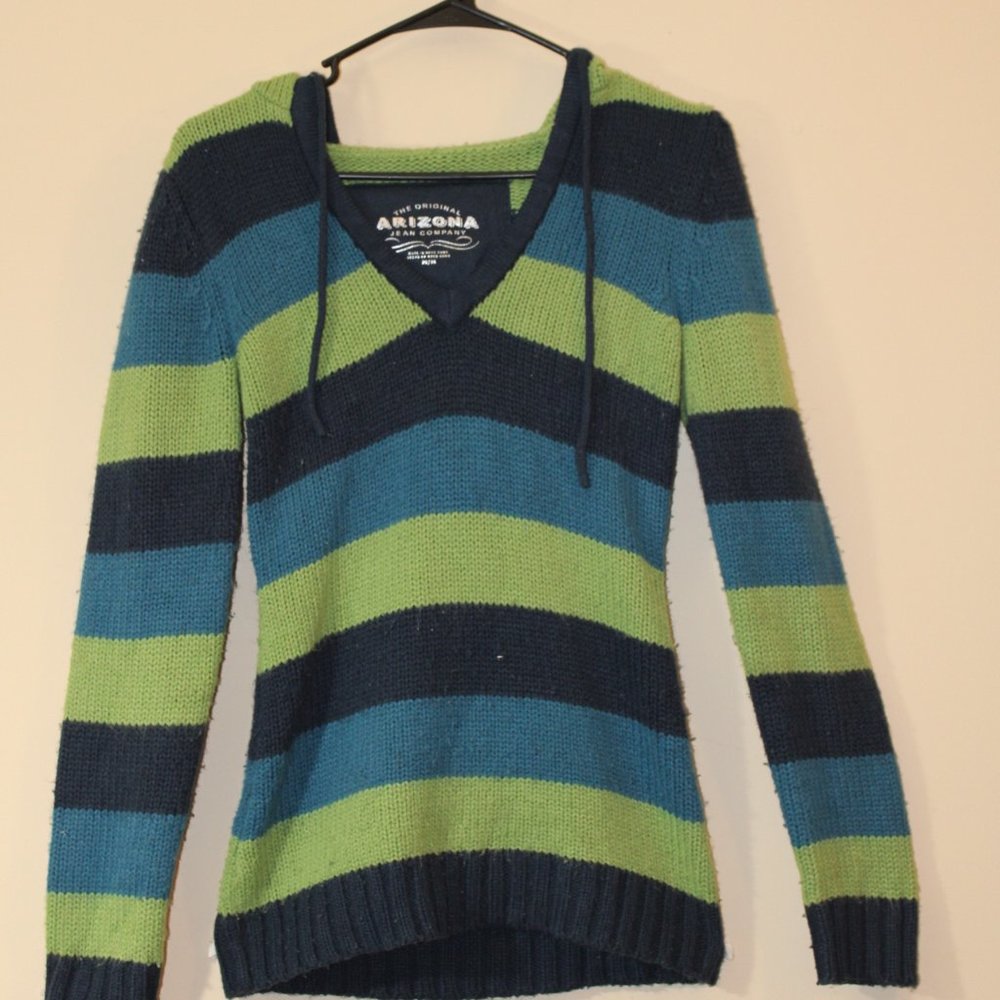 Arizona Jean Company Blue Green Long Sleeve Hoodie